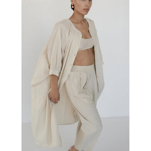 relaxed lean trouser in eggshell