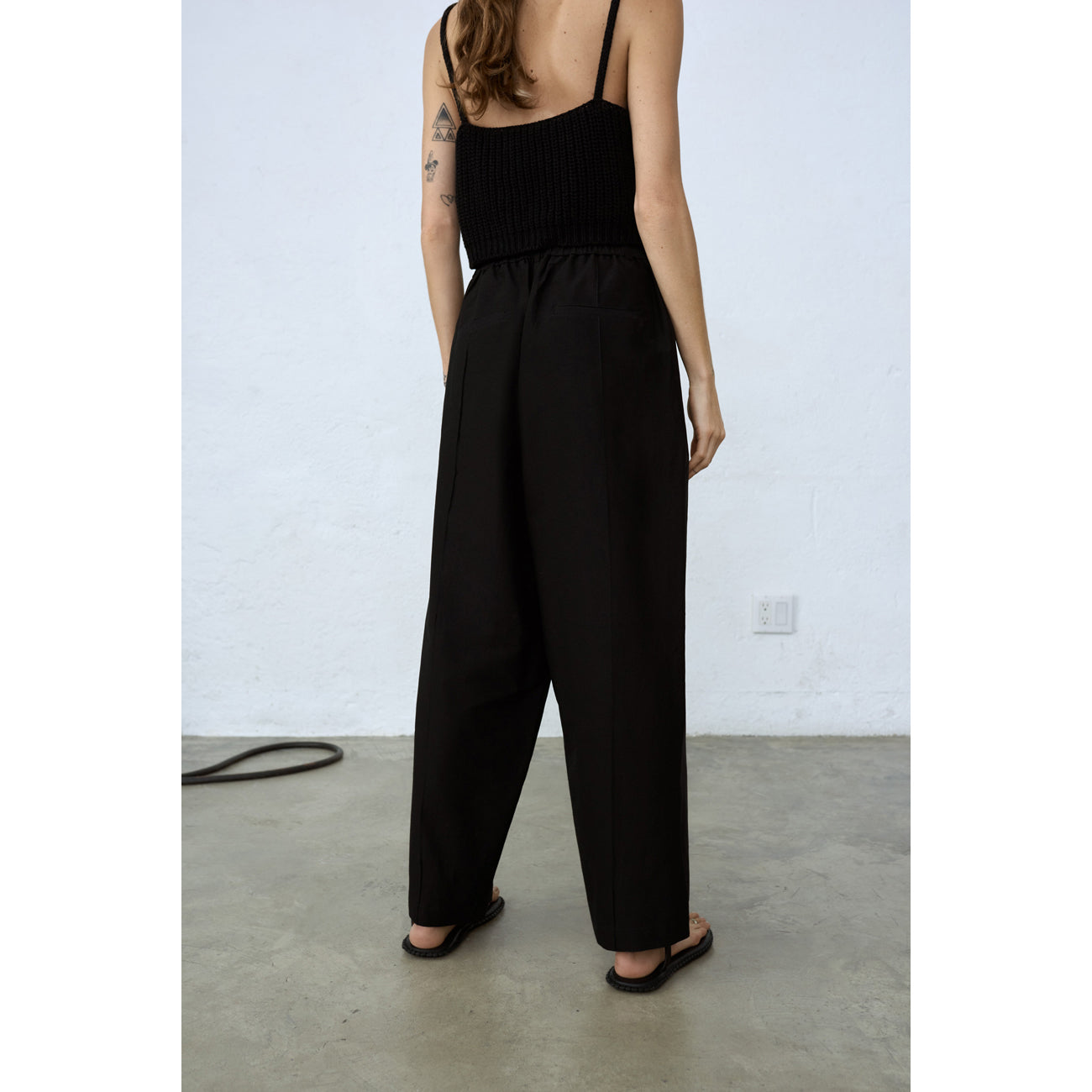 cotton top in black
