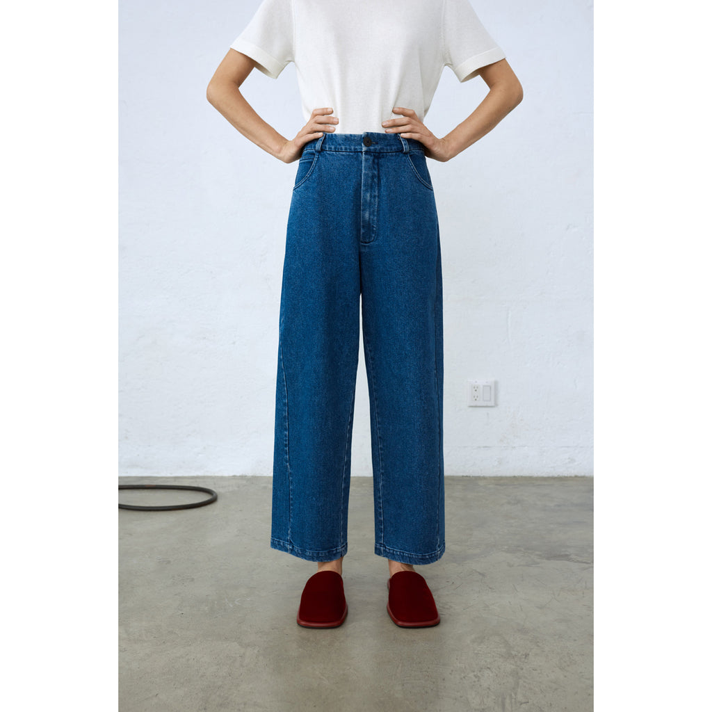 straight denim pants in indigo