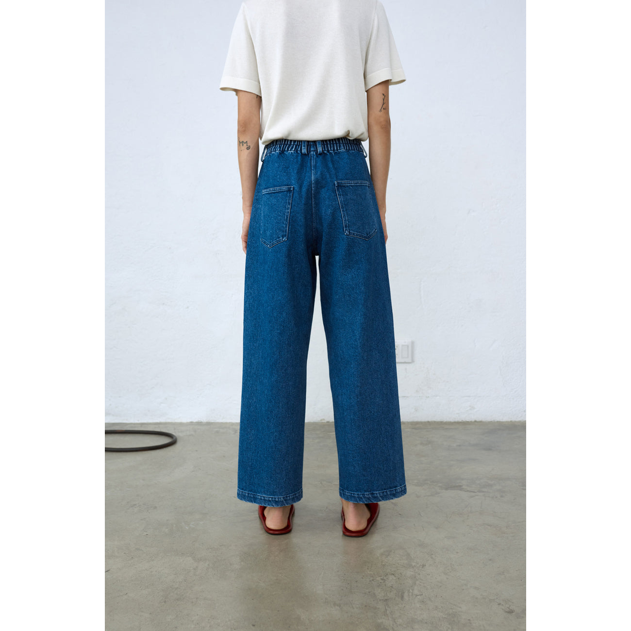 straight denim pants in indigo