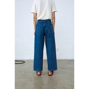 straight denim pants in indigo