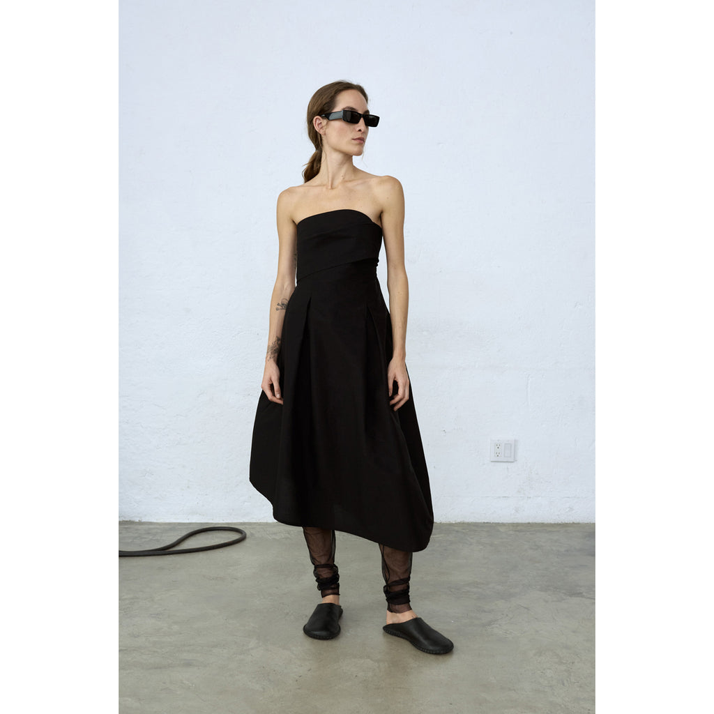 strapless dress in black