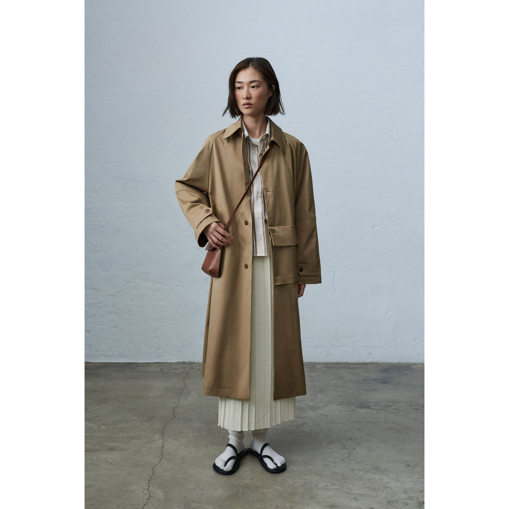 front pocket trench in camel