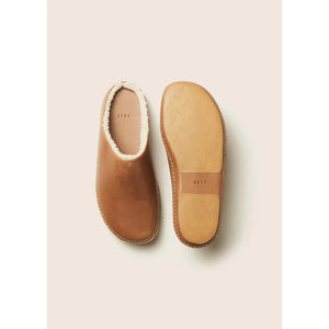 outdoor slipper wool in tan