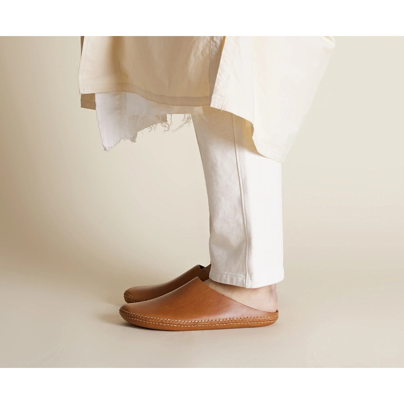 Feit slippers sale