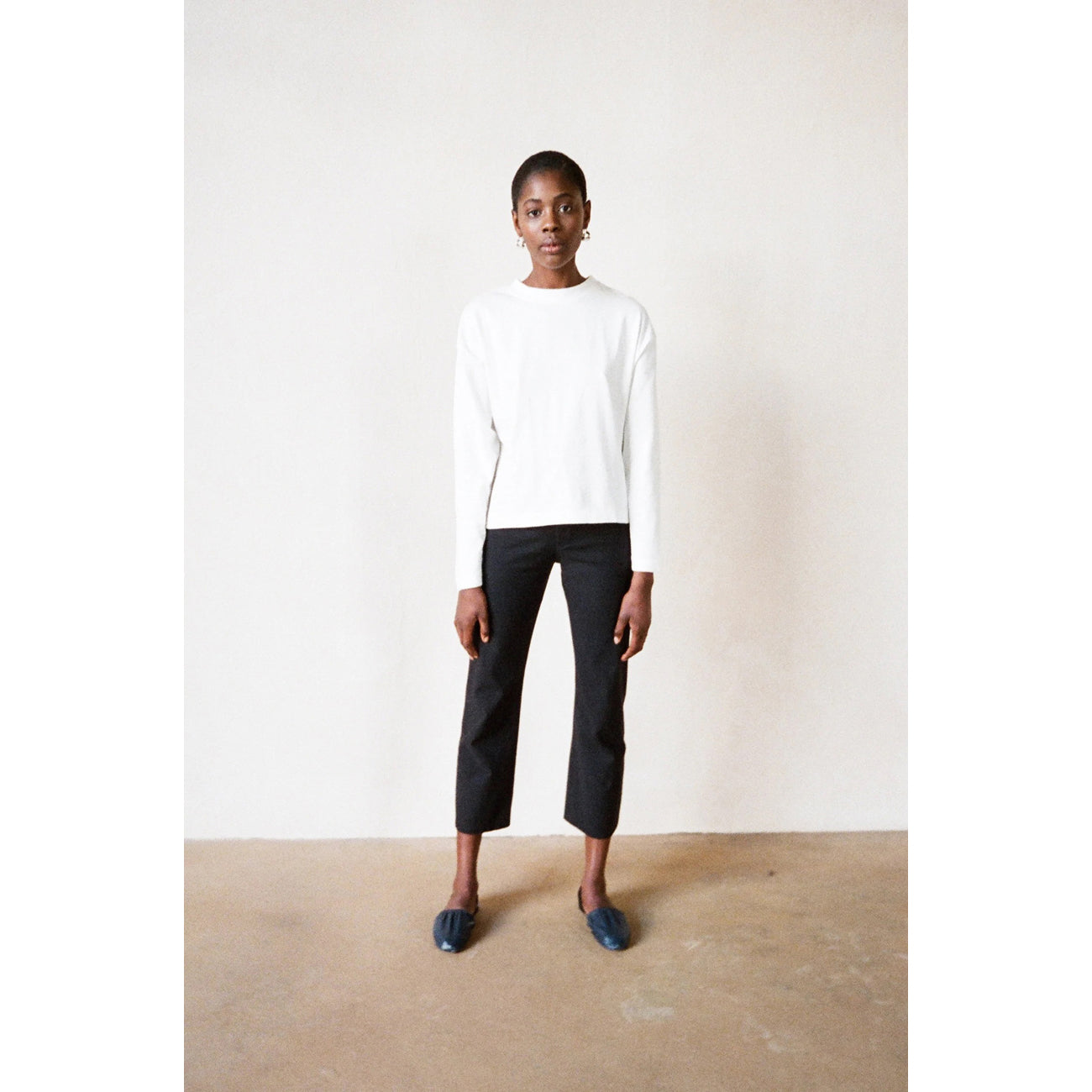 long sleeve tee in bone