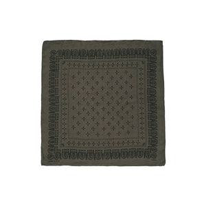 1930's bandana in walnut