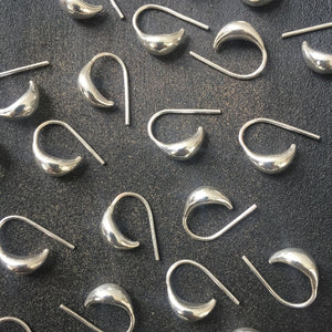 pilar earring in silver