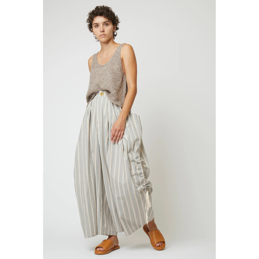 parachute pant in grey quill stripe