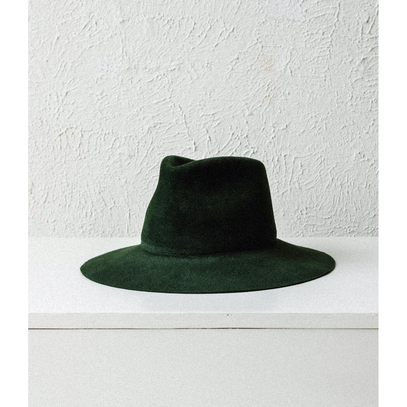 wakefield in forest velour felt