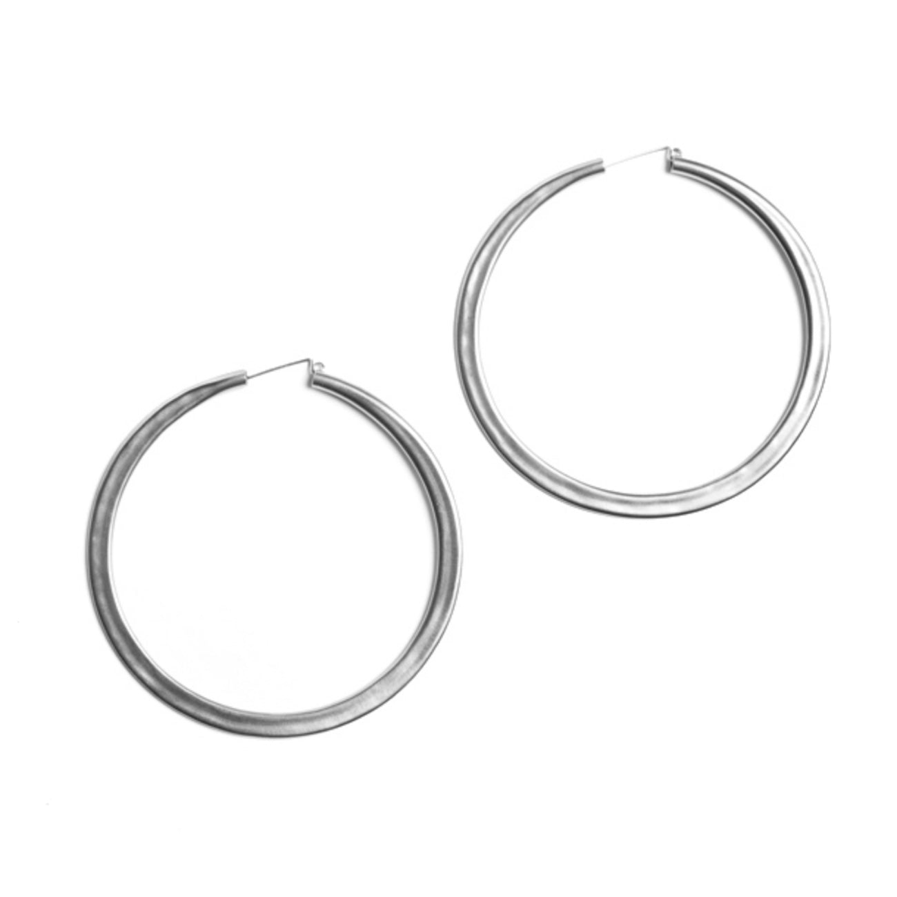 simple hoops: silver