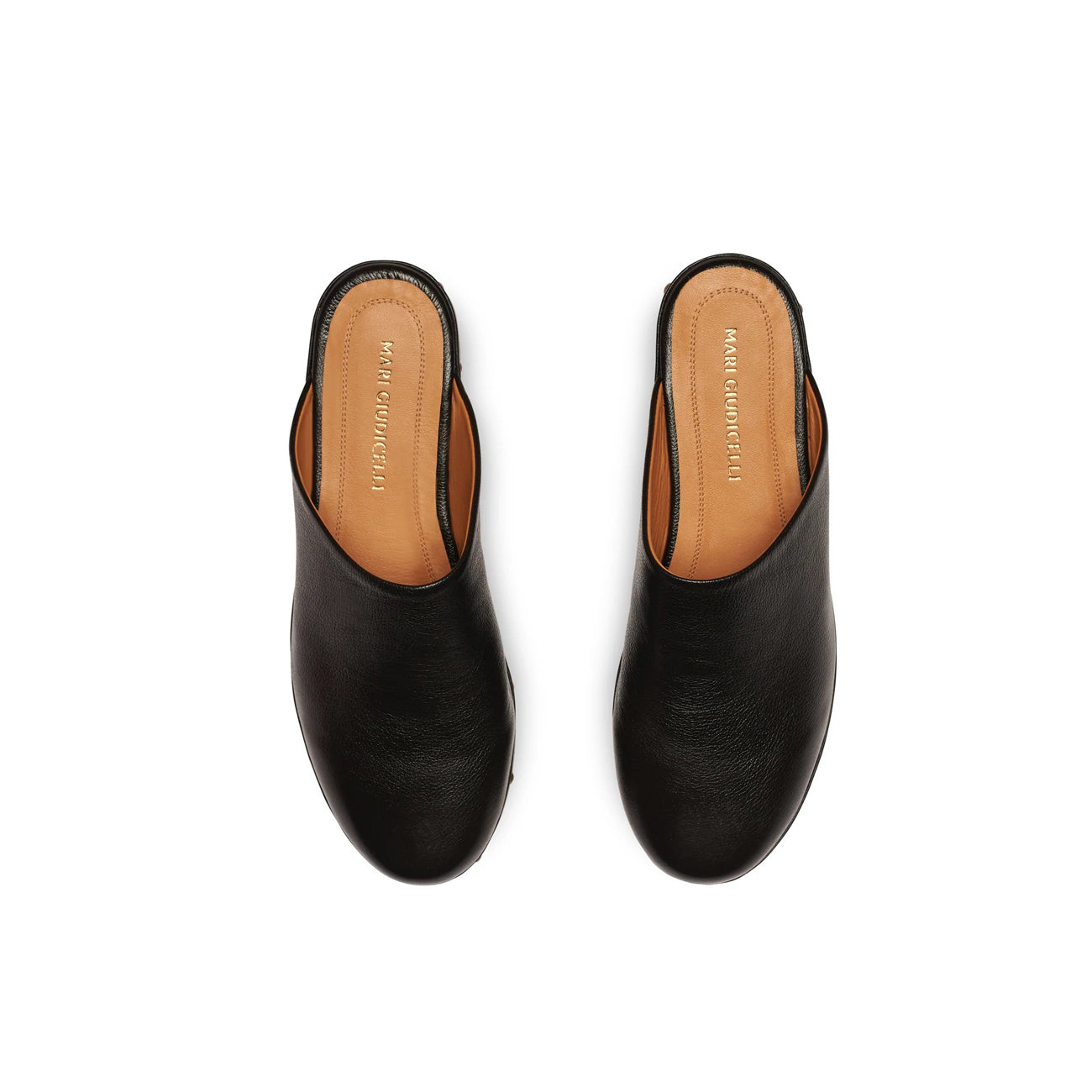 urca clog in belugo black