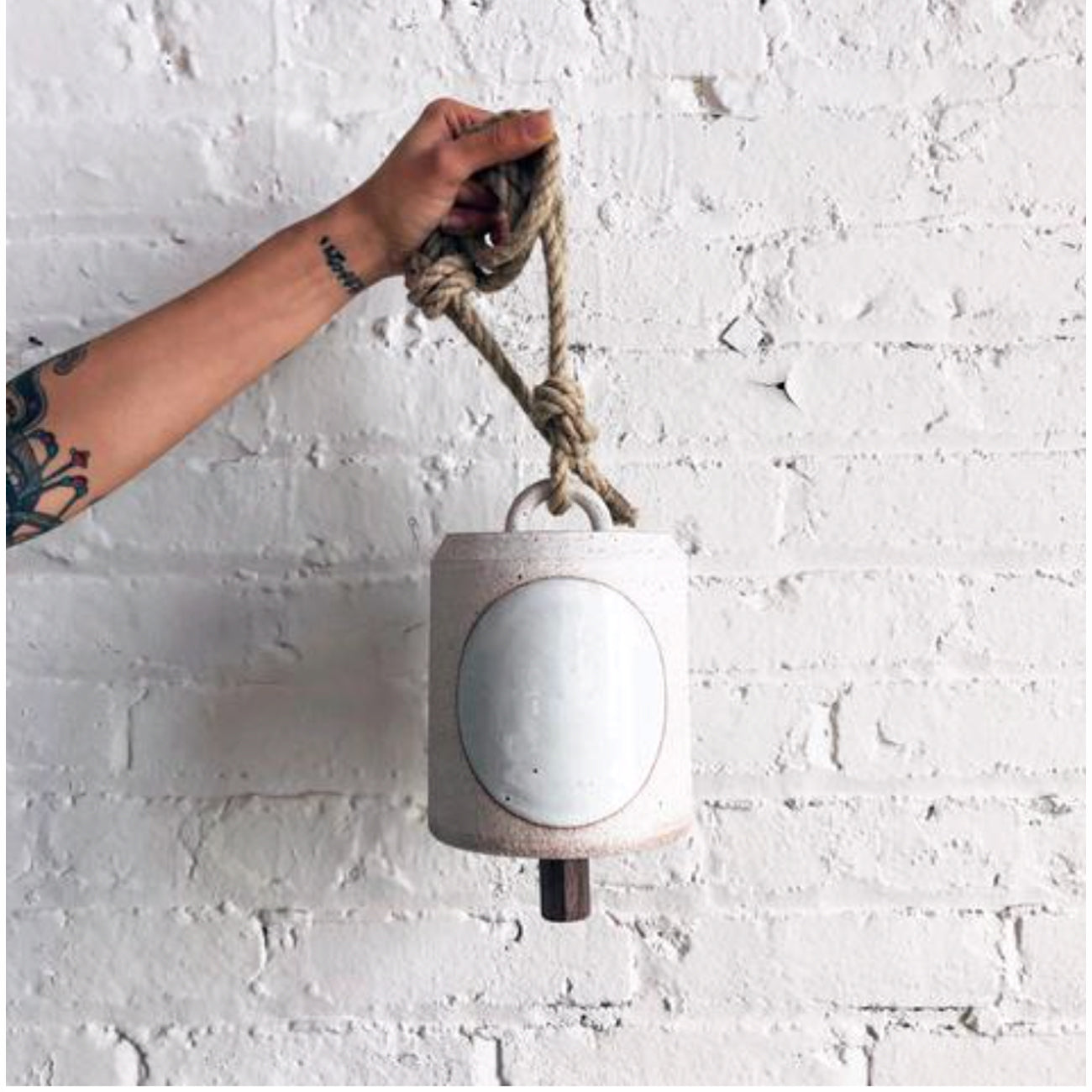 wide bell: full moon